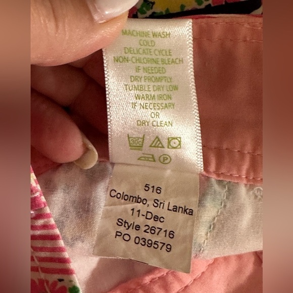 Lilly Pulitzer Callahan Patchwork Shorts Women's 2 Blue Pink Floral Multi 4.5" - Picture 7 of 9